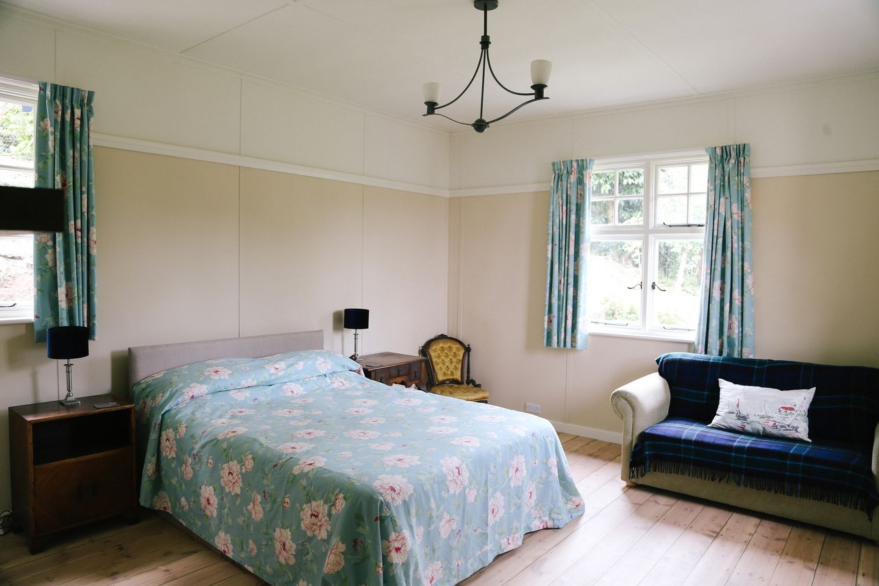 Hooper's Hill Turquoise Bedroom